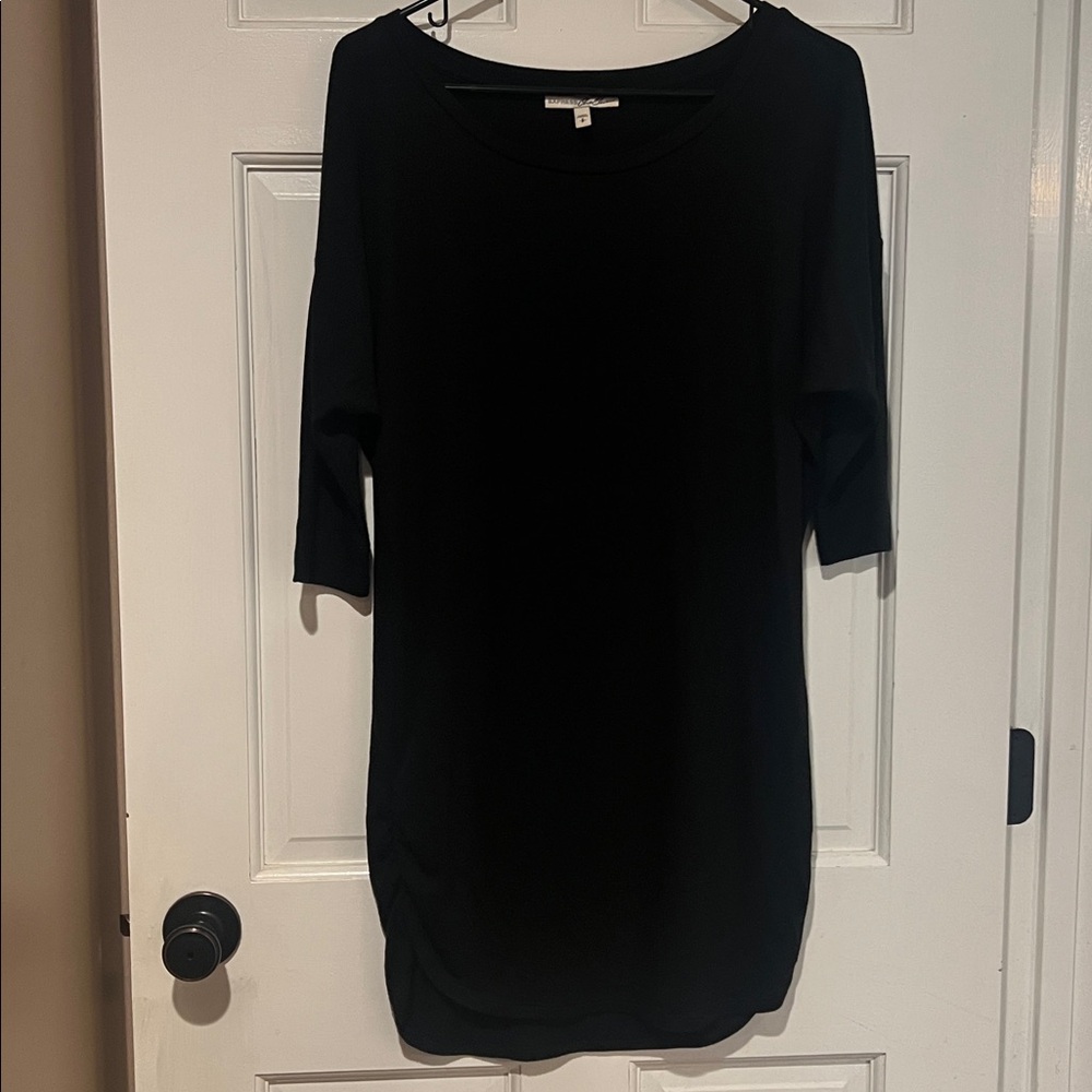 Express One Eleven Women’s Black Tunic Top - Size Small
